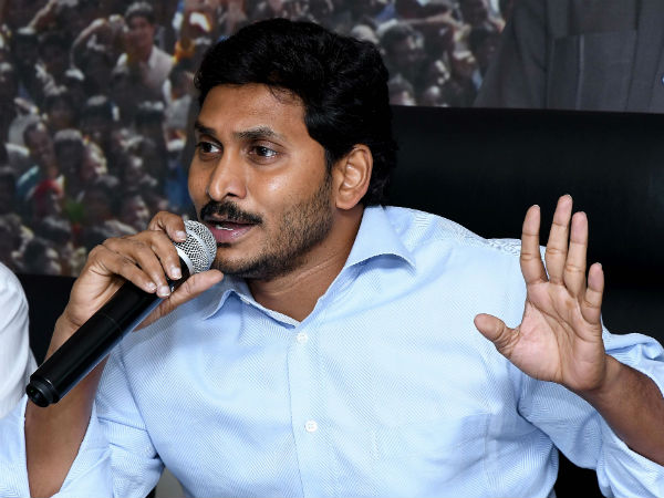 Gali and Dokka fire at YS Jagan Gali and Dokka fire at YS Jagan