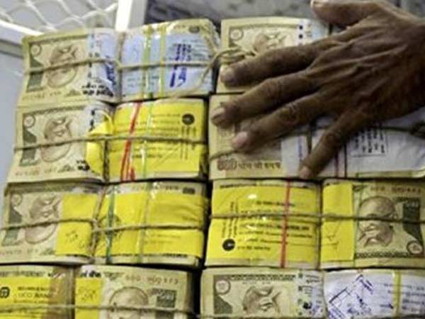 Rs 17 crores and heavy amount of gold found in a small shop owner. Rs 17 crores and heavy amount of gold found in a small shop owner.