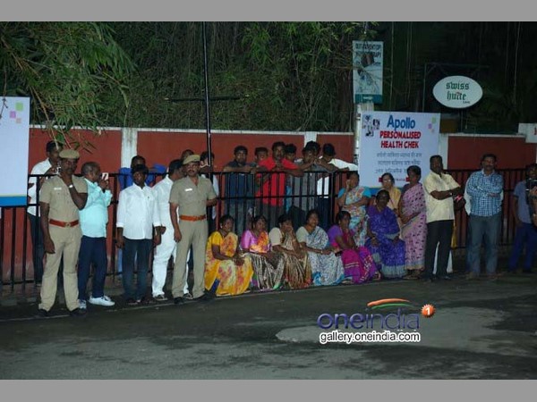 జయకు గుండెపోటు
