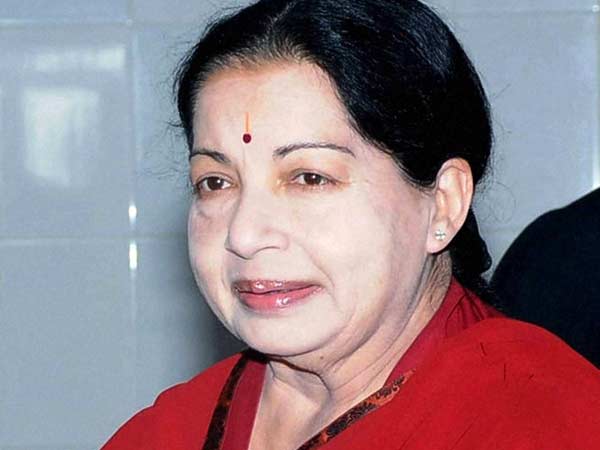 జయలలితను కలవనీయలేదు
