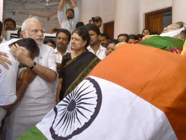 8 గంటలు నిరీక్షించా