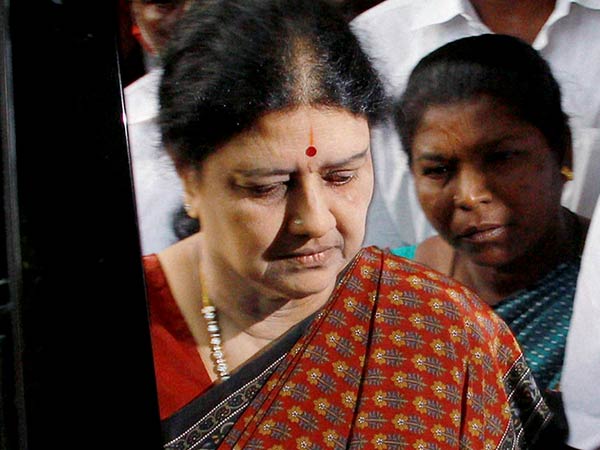 చెప్పులు వద్దు