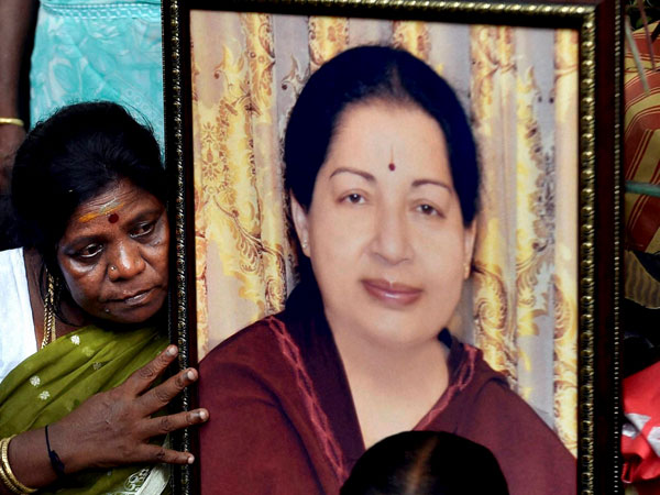 జయలలిత మరణించిన మరుసటి రోజే: