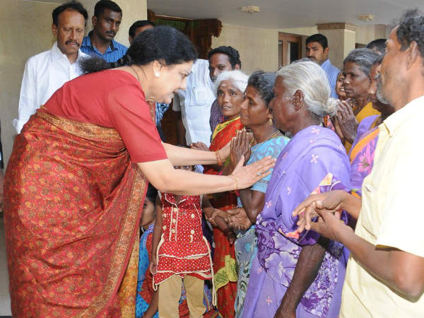 శశికళ అమ్మకు ఇచ్చిన మాట నిలబెట్టుకోవాలంటే..