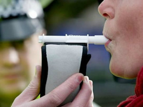 Special drunken driving tests in hyderabad city on de Special drunken driving tests in hyderabad city on de