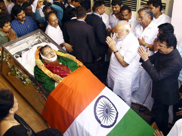 PM Modi pays floral tribute to Jayalalithaa PM Modi pays floral tribute to Jayalalithaa