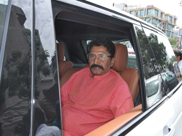 Murali Mohan condoles Jayalalithaa's death Murali Mohan condoles Jayalalithaa's death