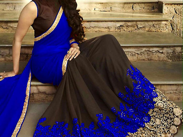 Saree for 1 Rupee : Huge Response from Women Saree for 1 Rupee : Huge Response from Women