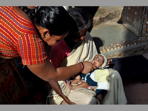 సామాన్యతను పరిచయం చేసిన వ్యక్తి?..