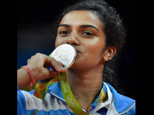 ఒలింపిక్స్ లో మెరిసిన పివి సింధు:
