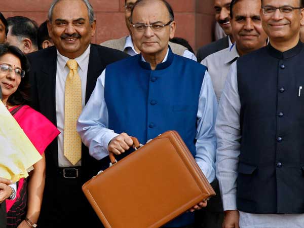Budget Session 2017: Economic Survey gives detailed impact of note ban Budget Session 2017: Economic Survey gives detailed impact of note ban