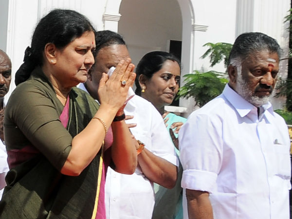 పార్టీ నుంచి పన్నీర్కు ఉద్వాసన