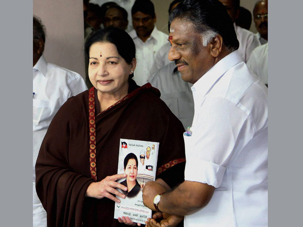 కుగ్రామాల్లో పర్యటనలు