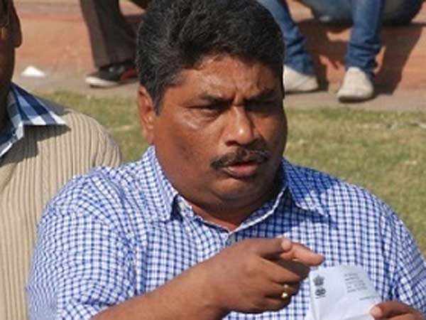 TDP Friends are more dangerous than enemies says Guntur MLA Modugula Venugopal Reddy TDP Friends are more dangerous than enemies says Guntur MLA Modugula Venugopal Reddy