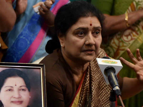 sasikala sensational comments on panneer selvam sasikala sensational comments on panneer selvam
