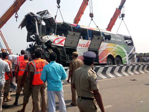 రఘువీరా దిగ్భ్రాంతి