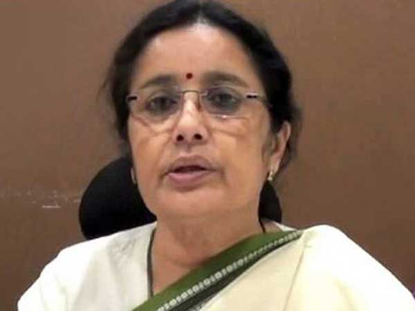 చెప్పుతో కొడతాం...