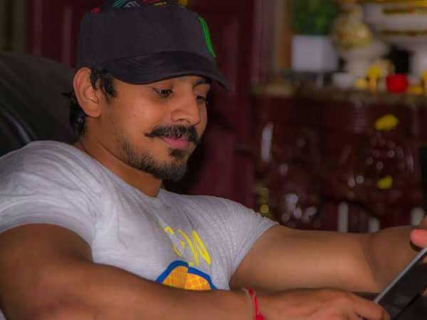 అశ్విన్ సుందరే కారు నడిపారు..