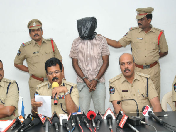 అతను నేరాన్ని అంగీకరించాడు...