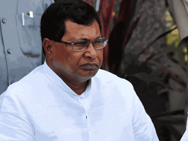 కాంగ్రెస్ దిగ్గజాలు నల్లగొండ నుంచే