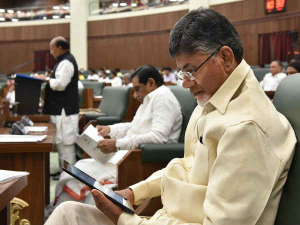 నాకు మైక్ ఇవ్వలేదు