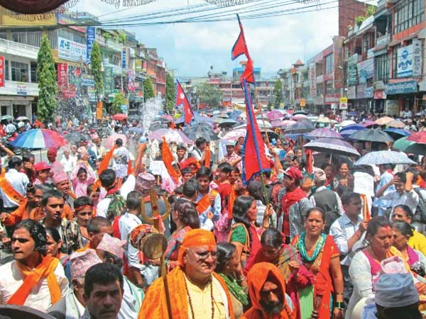 Hindu population percentage has decreased by 3% since 1971 Hindu population percentage has decreased by 3% since 1971