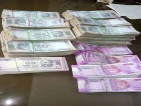 Government reveals cost of printing new Rs 500 and Rs 2,000 notes Government reveals cost of printing new Rs 500 and Rs 2,000 notes