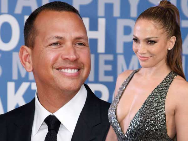 Jennifer Lopez 'dating Alex Rodriguez following brief romance with Drake' Jennifer Lopez 'dating Alex Rodriguez following brief romance with Drake'