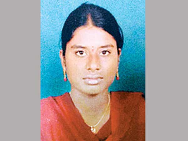 Telangana: IIIT girl student commits suicide Telangana: IIIT girl student commits suicide