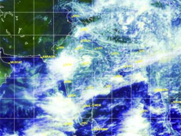 Cyclonic Circulation Forms In Bay Of Bengal, Maiden Cyclone Of The Season In Offing Cyclonic Circulation Forms In Bay Of Bengal, Maiden Cyclone Of The Season In Offing