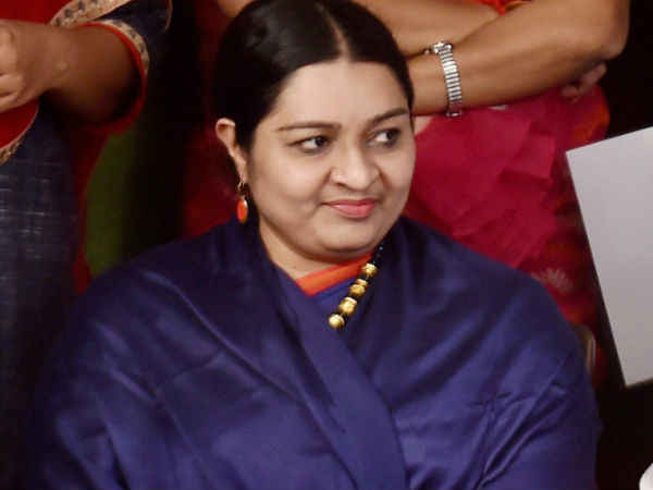 ప్రభుత్వానికి సిగ్గు ఉంటే క్లీన్ చిట్ తెచ్చుకోవాలి