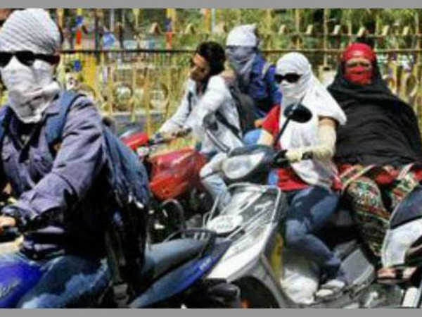 ఎండ వేడితో విలవిలలాడుతున్న కోళ్ల ఫారాలు