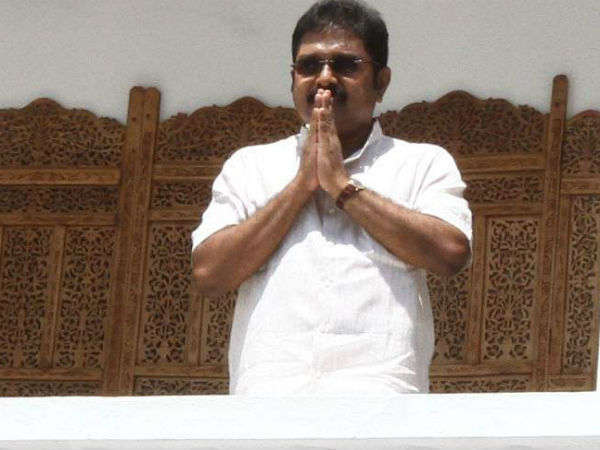అదే జరిగితే శశికళ జైలుకే పరిమితం