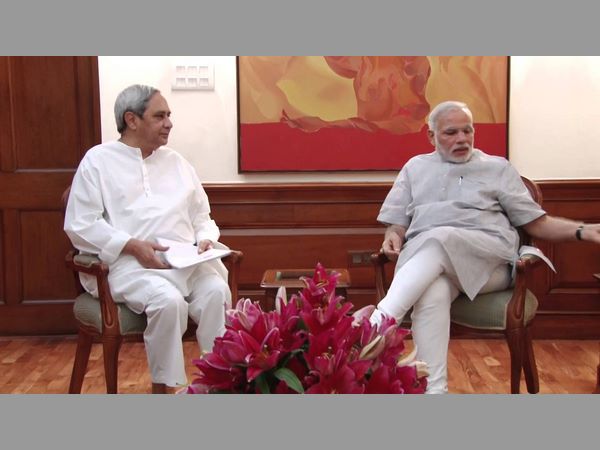 వ్యూహాత్మకంగా వ్యవహరిస్తున్న నవీన్