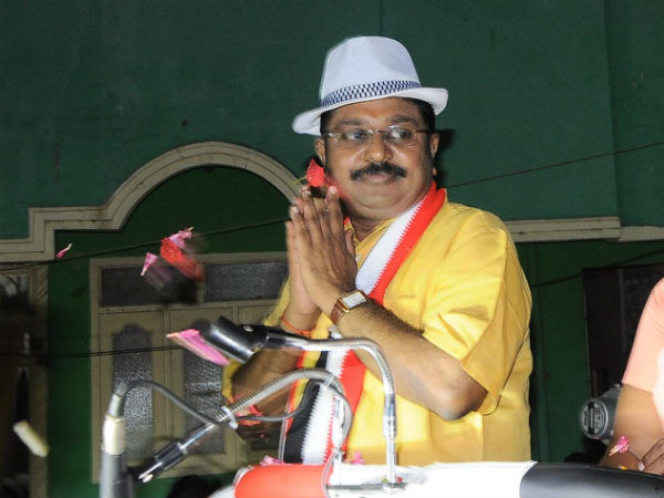 దినకరన్పై వ్యతిరేకతతోనే....