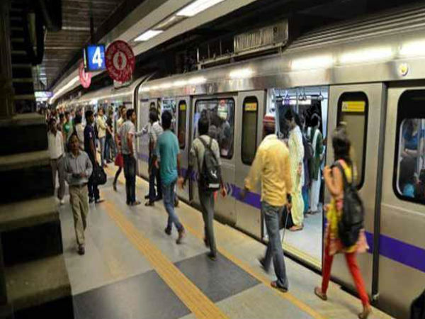 Porn clip plays on LED screen at Rajiv Chowk station, Delhi Metro starts probe Porn clip plays on LED screen at Rajiv Chowk station, Delhi Metro starts probe