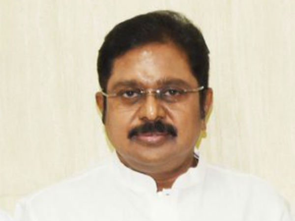 మెడకు వేలాడుతున్న కేసులు