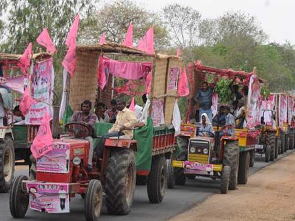 ఆడపడుచులకు ‘అన్న'..