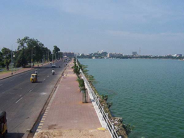 ఎవరా ఐదుగురు?