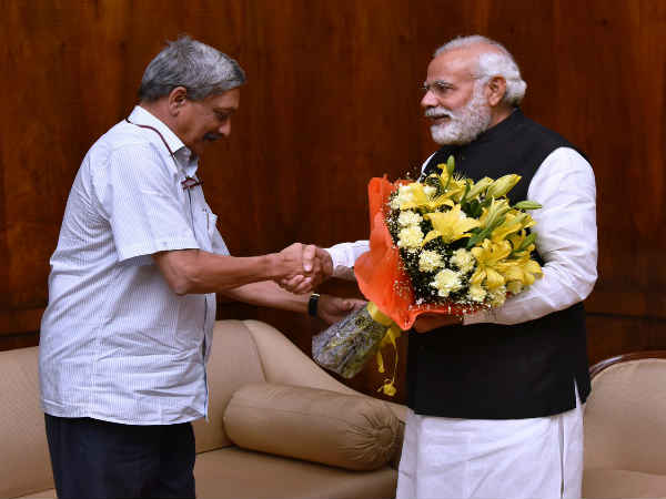 ‘మళ్లీ సీఎం చేశారు! దిగ్విజయ్‌ అసమర్థతకు కృతజ్ఞతలు! ’: పారికర్ చురకలు