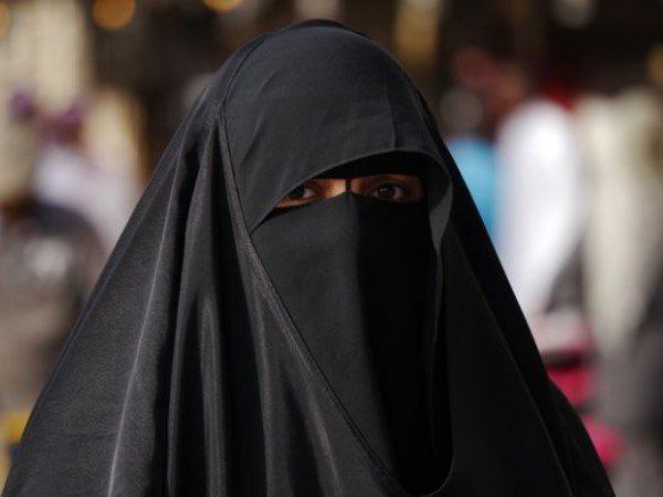 Hyderabad shocker: Lady sold off for Rs 3 lakh to Saudi man Hyderabad shocker: Lady sold off for Rs 3 lakh to Saudi man