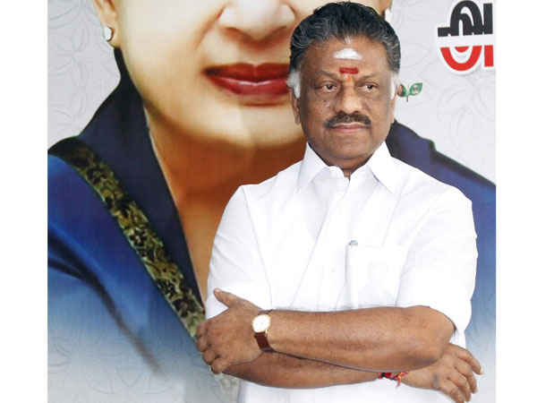 Palaniswami and panneerselvam groups discussion will continues Palaniswami and panneerselvam groups discussion will continues