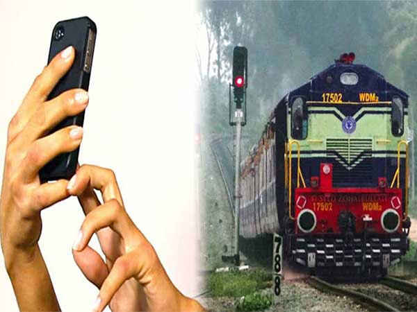 3 students die while taking selfie at the door of moving train 3 students die while taking selfie at the door of moving train