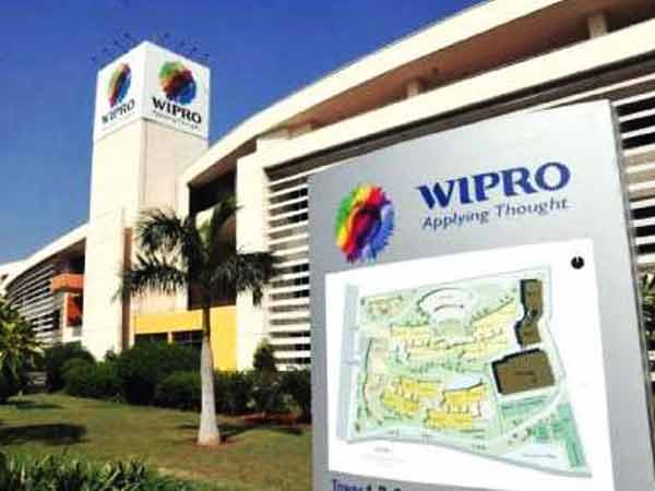Wipro looks to trim workforce by 10% in FY18, asks managers to find poor performers Wipro looks to trim workforce by 10% in FY18, asks managers to find poor performers