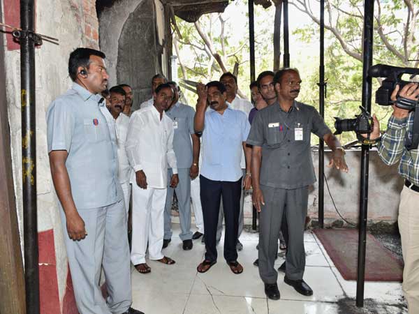 ఏపీ సచివాలయంలో తెలంగాణ బ్యూరో..