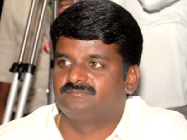 జైల్లో టీటీవీ, ఇప్పుడు మంత్రి ఫ్యామిలీ ?
