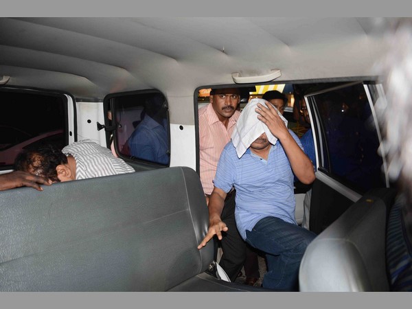 ఎస్సార్ ఎండీతోపాటు పలువురు జైలుకు