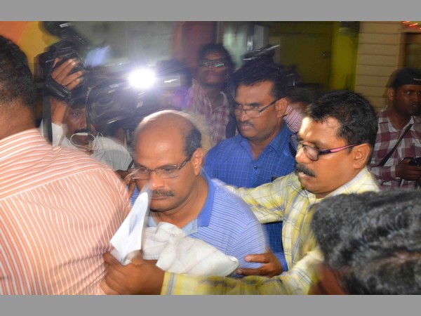 రూ. 2 కోట్ల ఒప్పందం