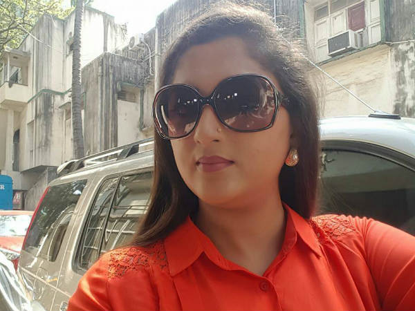 రేఖ క్రిష్ణప్పకు ఫోన్ల మీద ఫోన్లు