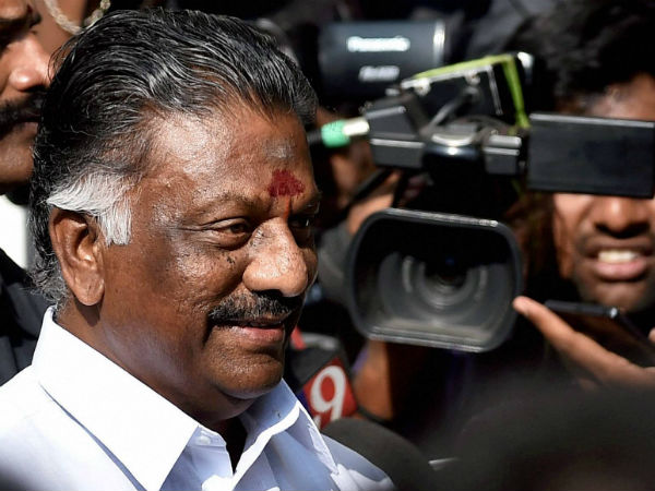 పన్నీర్ సెల్వం మీద నోకామెంట్